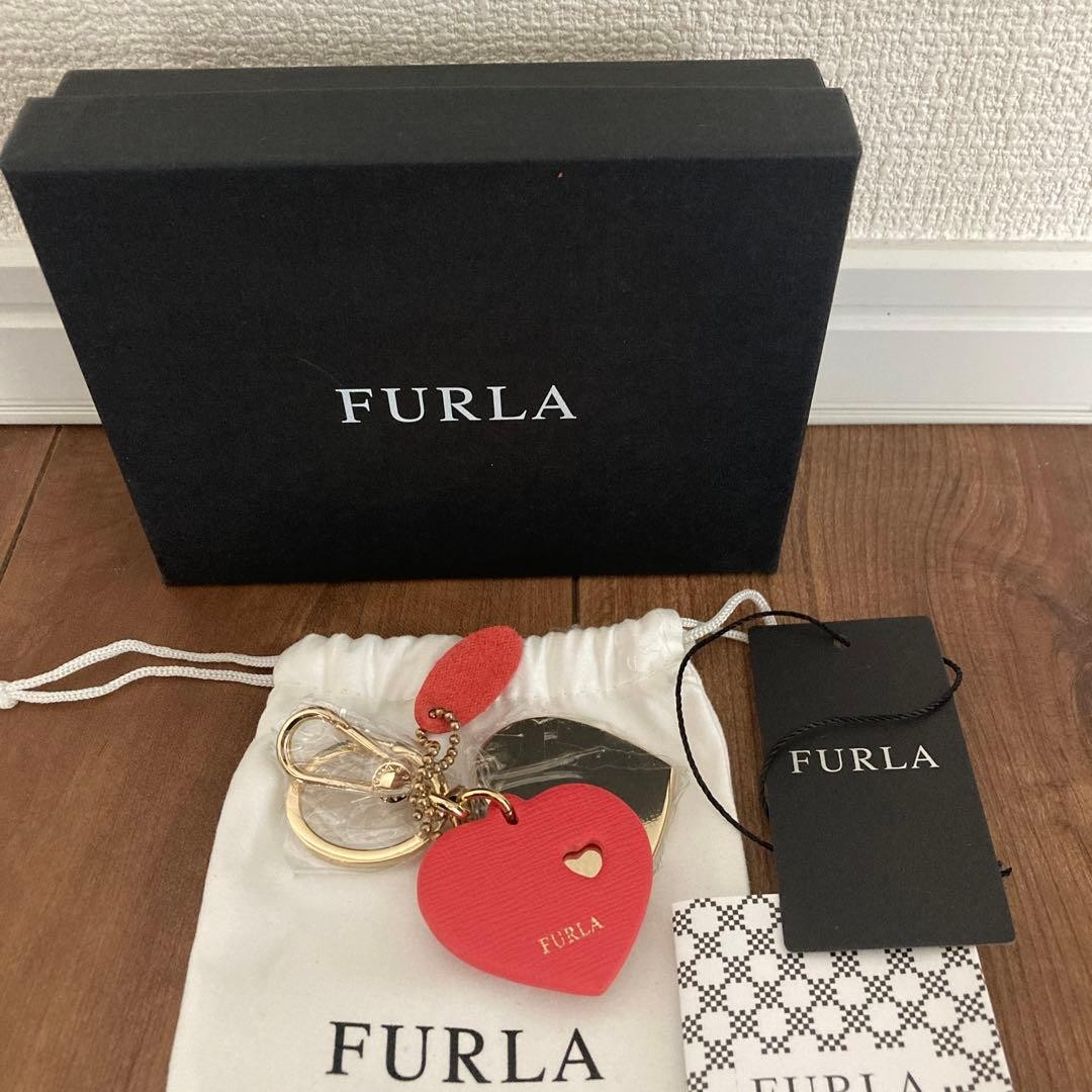 FURLA Key Holder ♡ Heart ♡