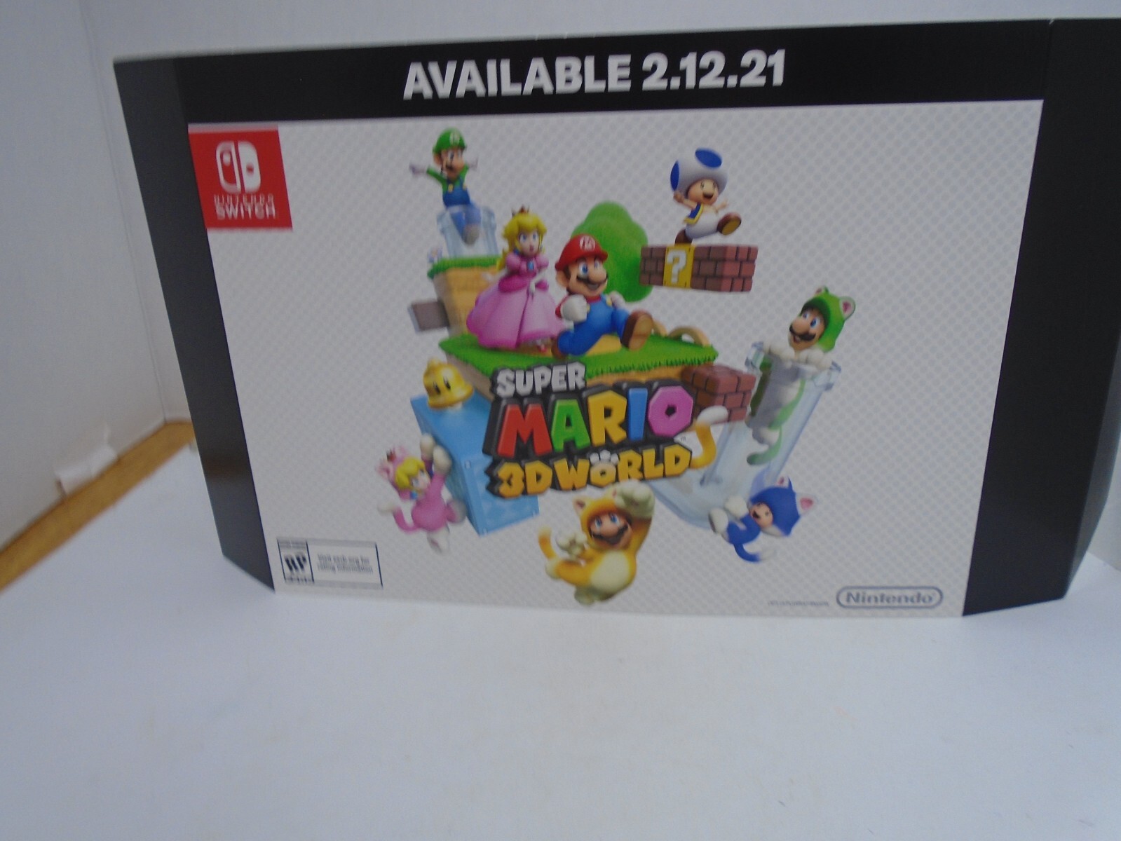 Super Mario 3D World  Nintendo Switch store display 