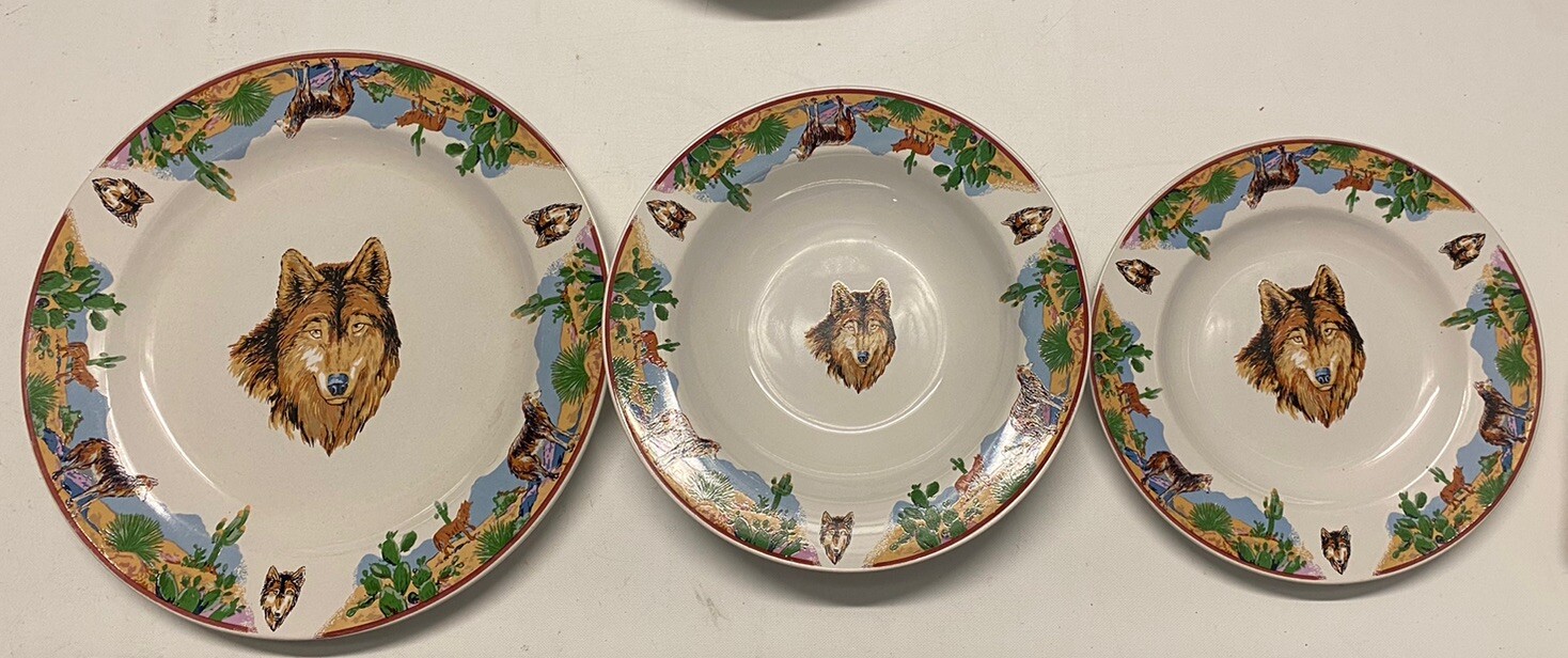 Tienshan Stoneware Wolf Themed Bowl and Plates Set