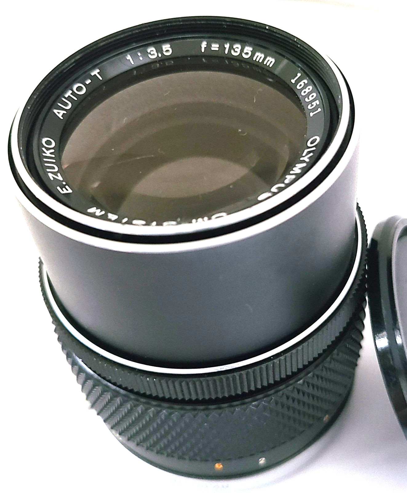 OLYMPUS OM-System E.ZUIKO AUTO-T 135mm F/3.5 Lens No. 168951 VG+
