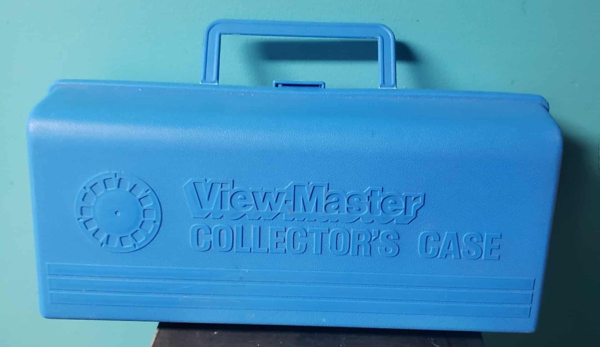 EUC View Master Collectors Case Blue Hard Plastic Storage Case Vintage