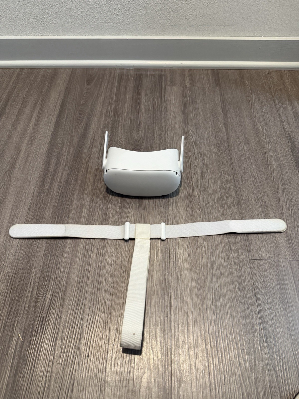 GENUINE Meta Oculus Quest 2 VR HEADSET ONLY - Tested