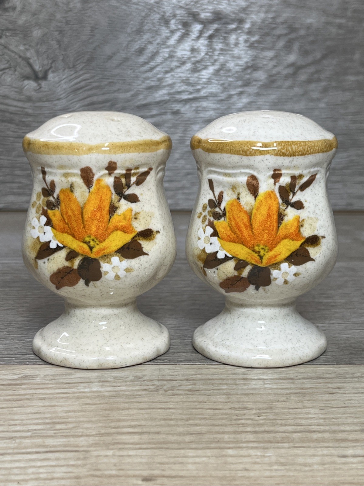 VTG MIKASA Sunnyside Salt and Pepper Shaker Set Orange Floral Speckled Ceramic