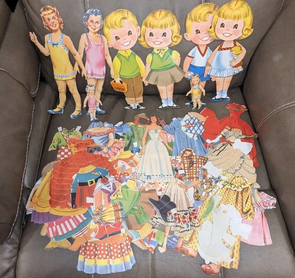 Antique And Vintage Lot Of Tall Paperdolls