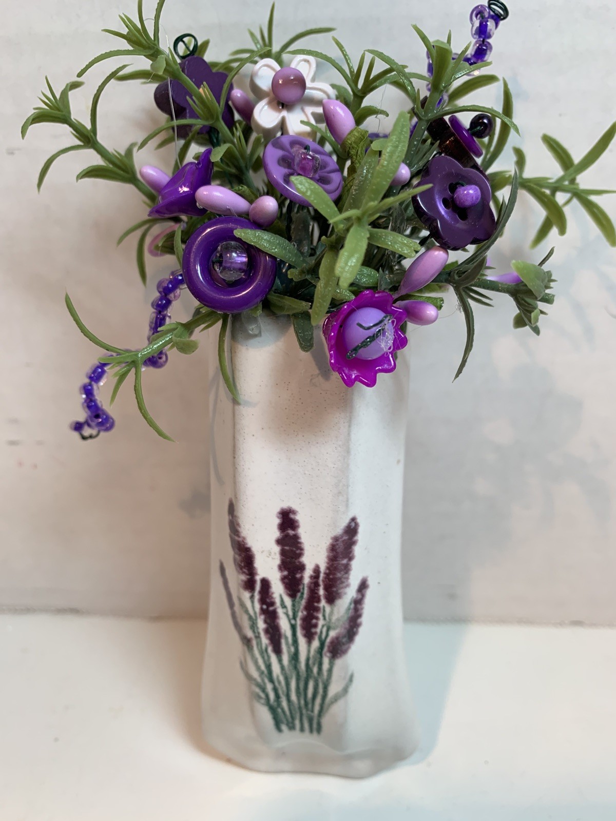 Vtg Button Bouquet/Lavender wall pocket-Country-Farmhouse-Primitive-Repurposed