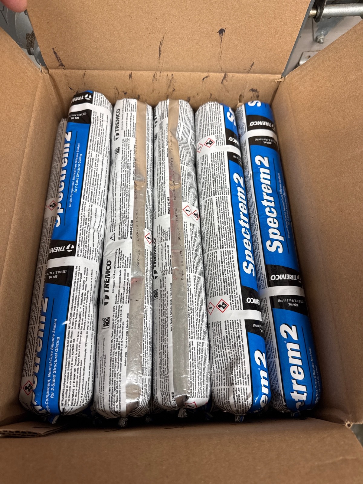 ( 5 ): TREMCO SPECTREM 2 BRONZE SILICONE SEALANT