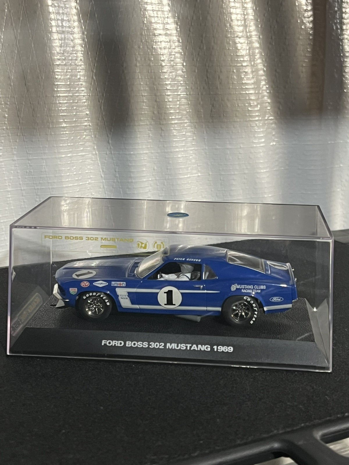 1/32 Scalextric C2576  Ford Boss 302 Mustang 1969 Peter Revson Slot Car 