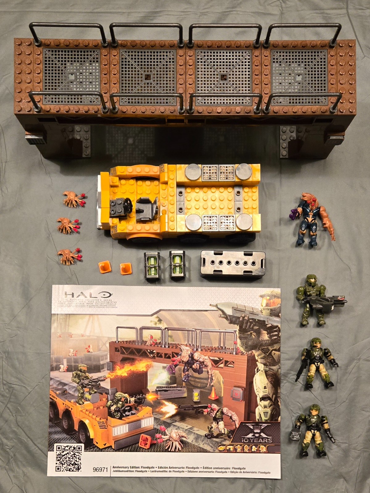 Mega Bloks Halo Anniversary Edition: Floodgate 100% Complete with Instructions