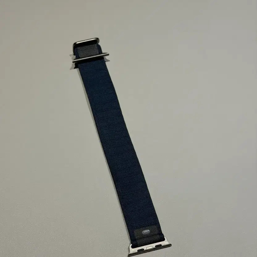 Apple Watch Ultra Alpine Loop Band Blue M - Pre-Owned