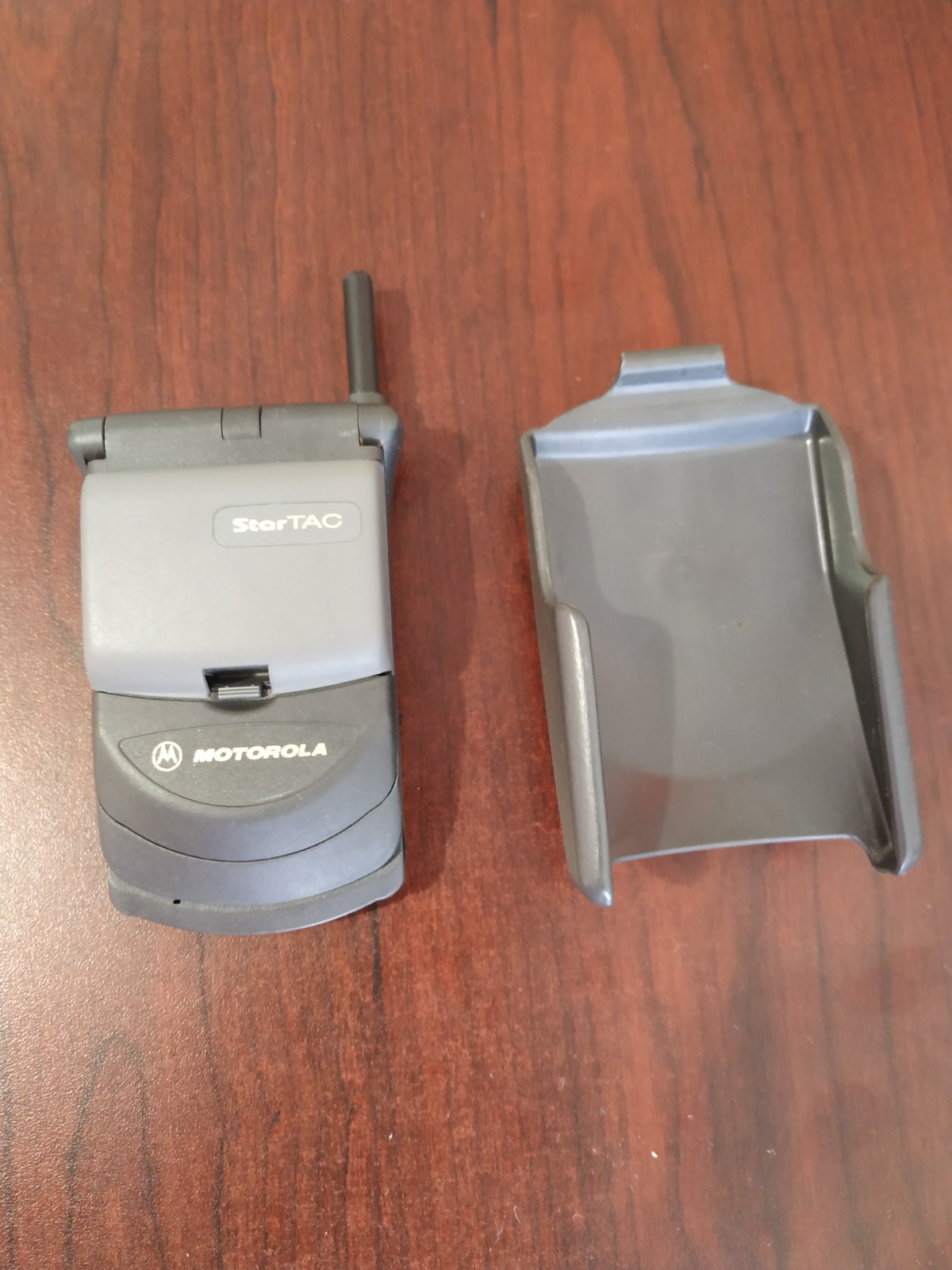 Vintage Motorola Flip Phone Model: 80226 Untested No Power Cord