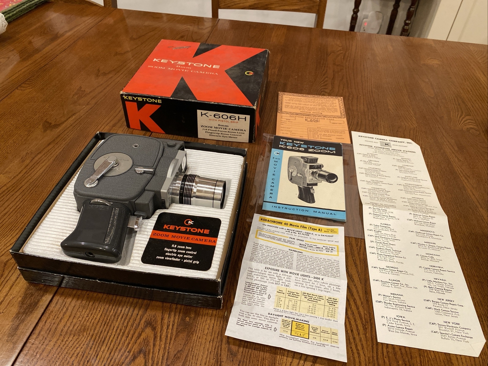 Vintage Keystone K-606 H Fl.8 Zoom 8MM Movie Camera Pistol Grip w/ Instructions