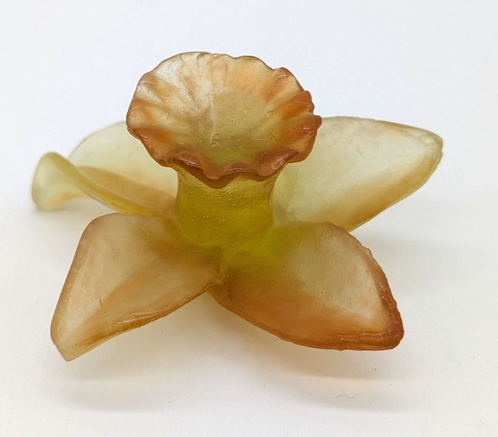 Daum France Glass Crystal Daffodil Flower Yellow Engraved Signature