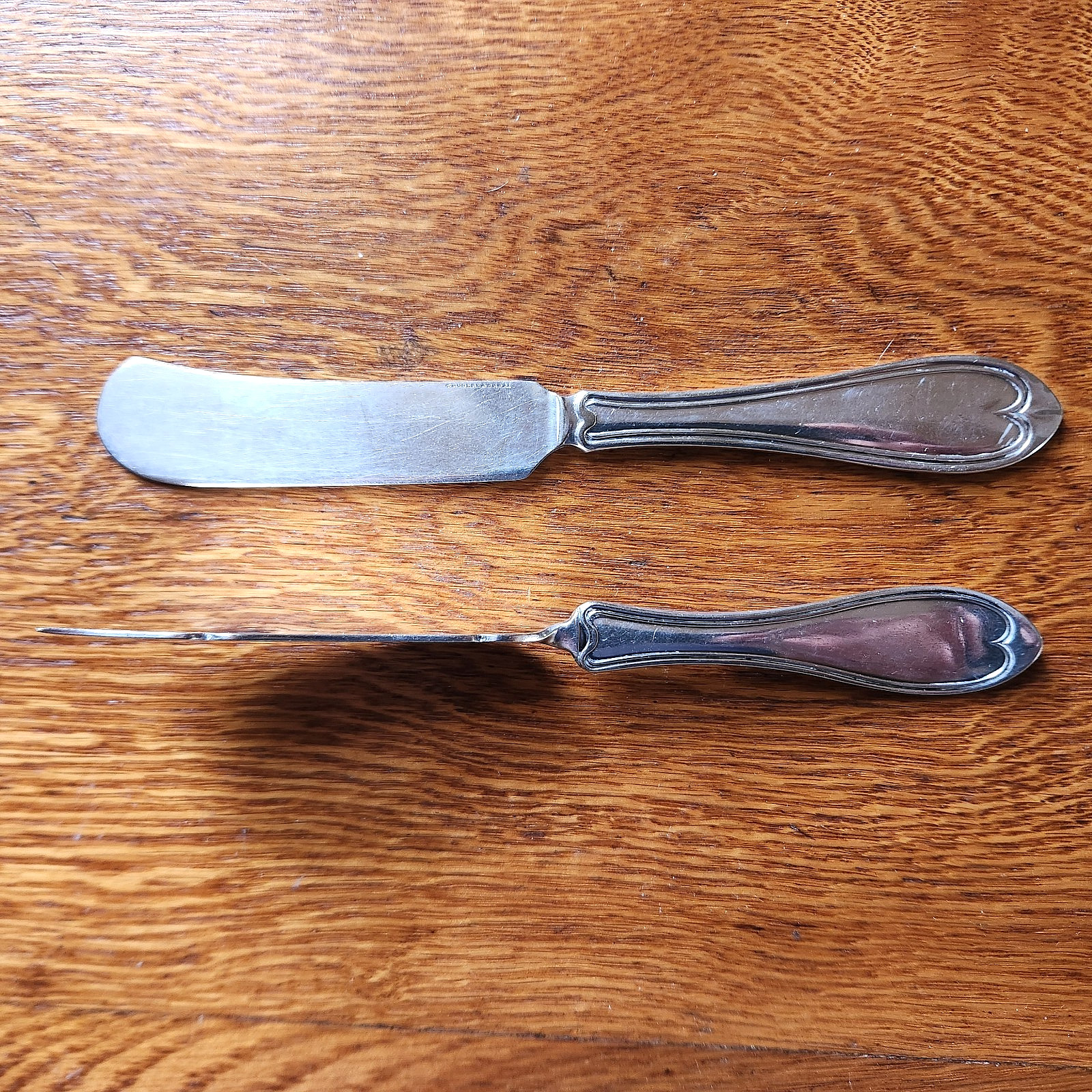 2 Southington Cutlery Co. Antique THREADED OVAL Butter Knives Ca 1862