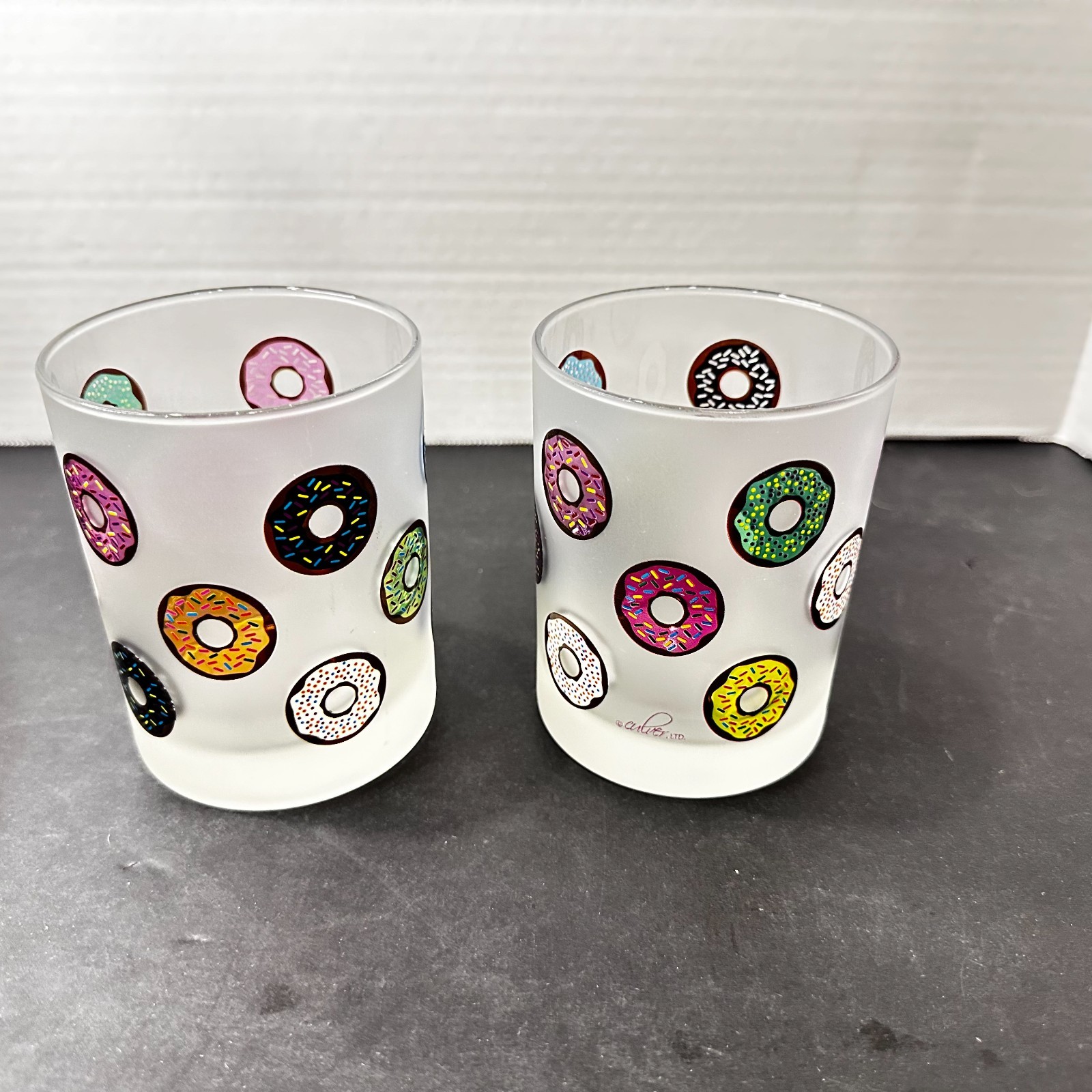 Pair of Culver Donut Rocks Glasses Frosted Tumblers Retro Barware