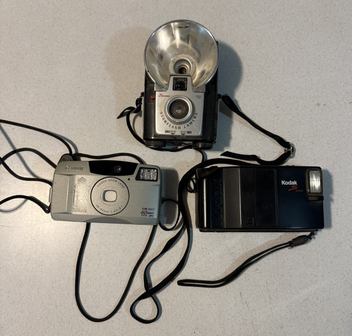 Lot of 3 - Kodak, Canon Cameras PARTS ONLY