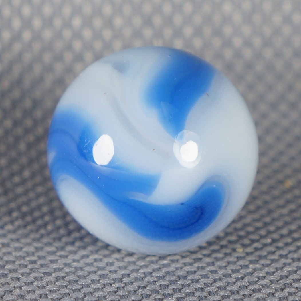 Vintage Marble: Mint 5/8 Alley Agate Blue White Swirl -One Killer Old Mib