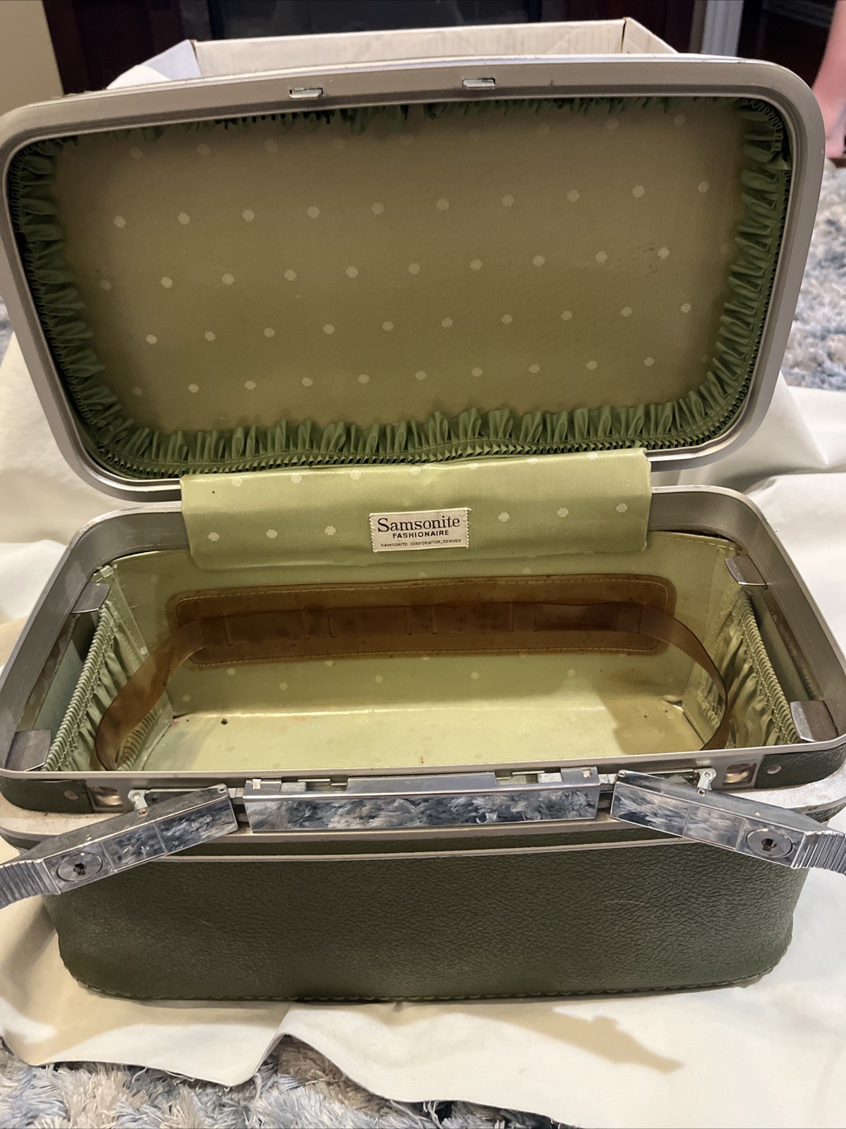 Vintage Samsonite Fashionaire Green Train Case No Keys Or Tray