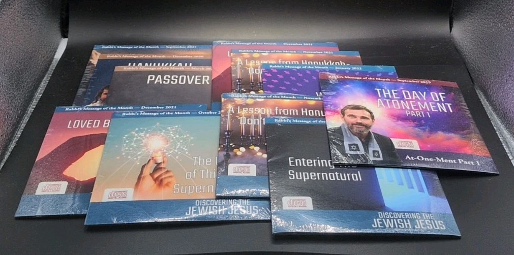 Rabbi's Message Of The Month Audio CD Lot Of 12 Brand New B421