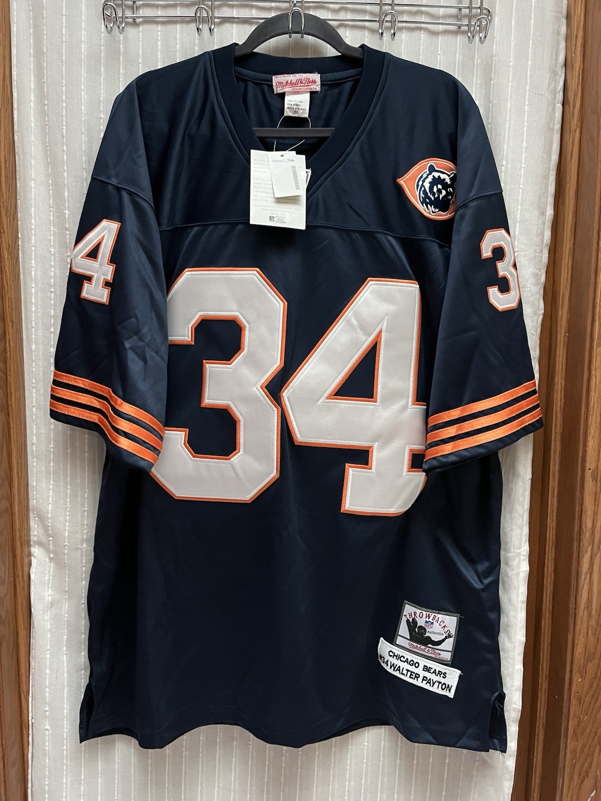 MITCHELL & NESS #34 WALTER PAYTON CHICAGO BEARS  THROWBACK JERSEY - SIZE 56