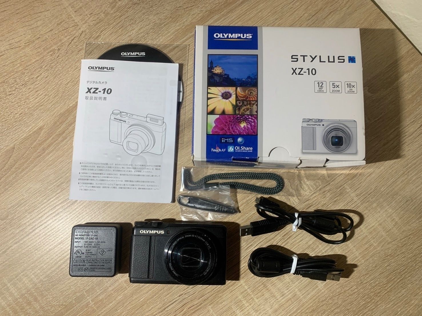 Olympus Stylus XZ-10 Black Digital Camera LCD Crack For Parts w/Box