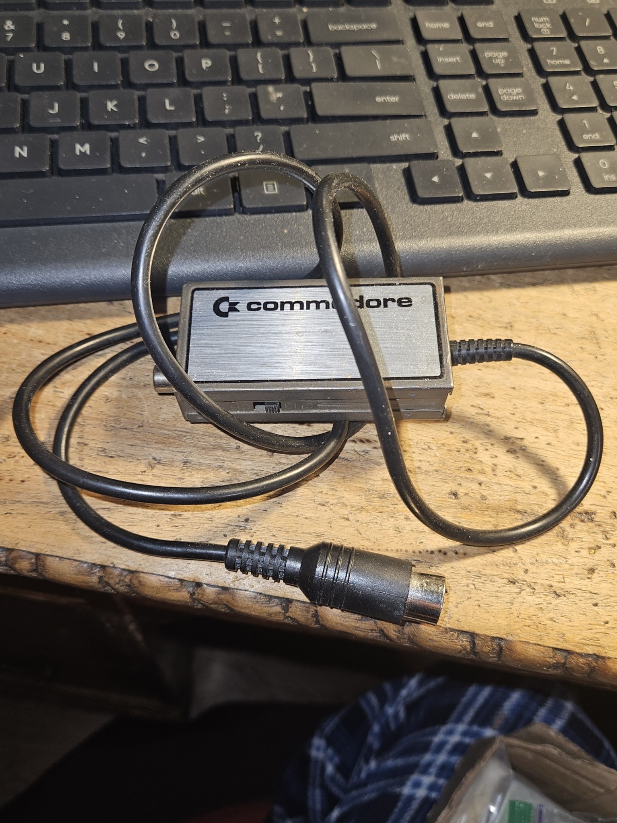 VINTAGE GOOD USED COMMODORE 64 RF MODULATOR MODEL 251155-01 GAMING SYSTEMS