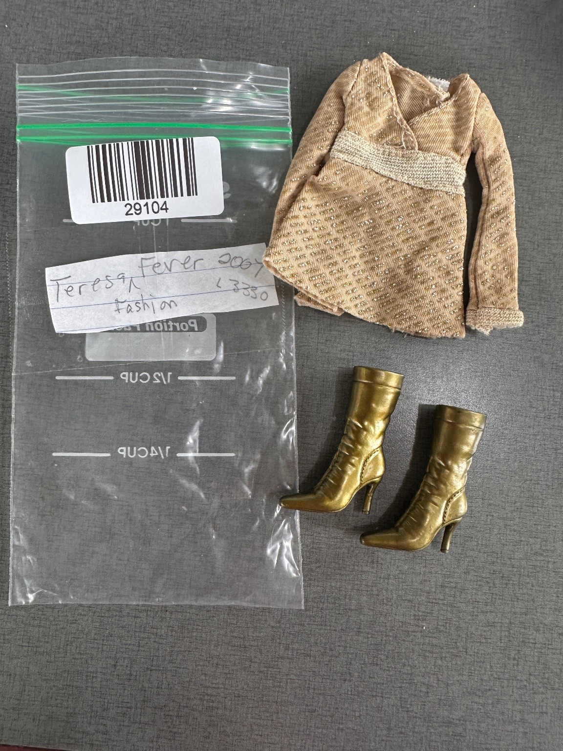 Barbie Teresa Fever Outfit 2007 Gold Dress & Boots 2-Pc L3330