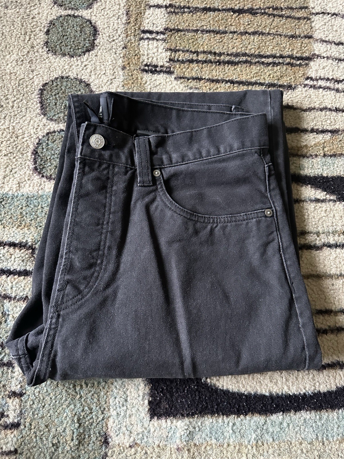 H&M Loose Fit Black Straight Denim Jeans Button Closure 5-Pocket Men's