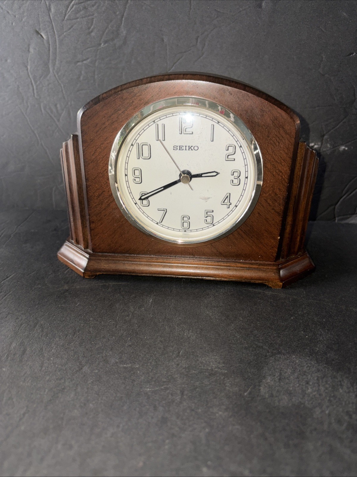 Vintage 1970s-1980s Seiko Mantle Alarm Clock,model:QXE043B, Working