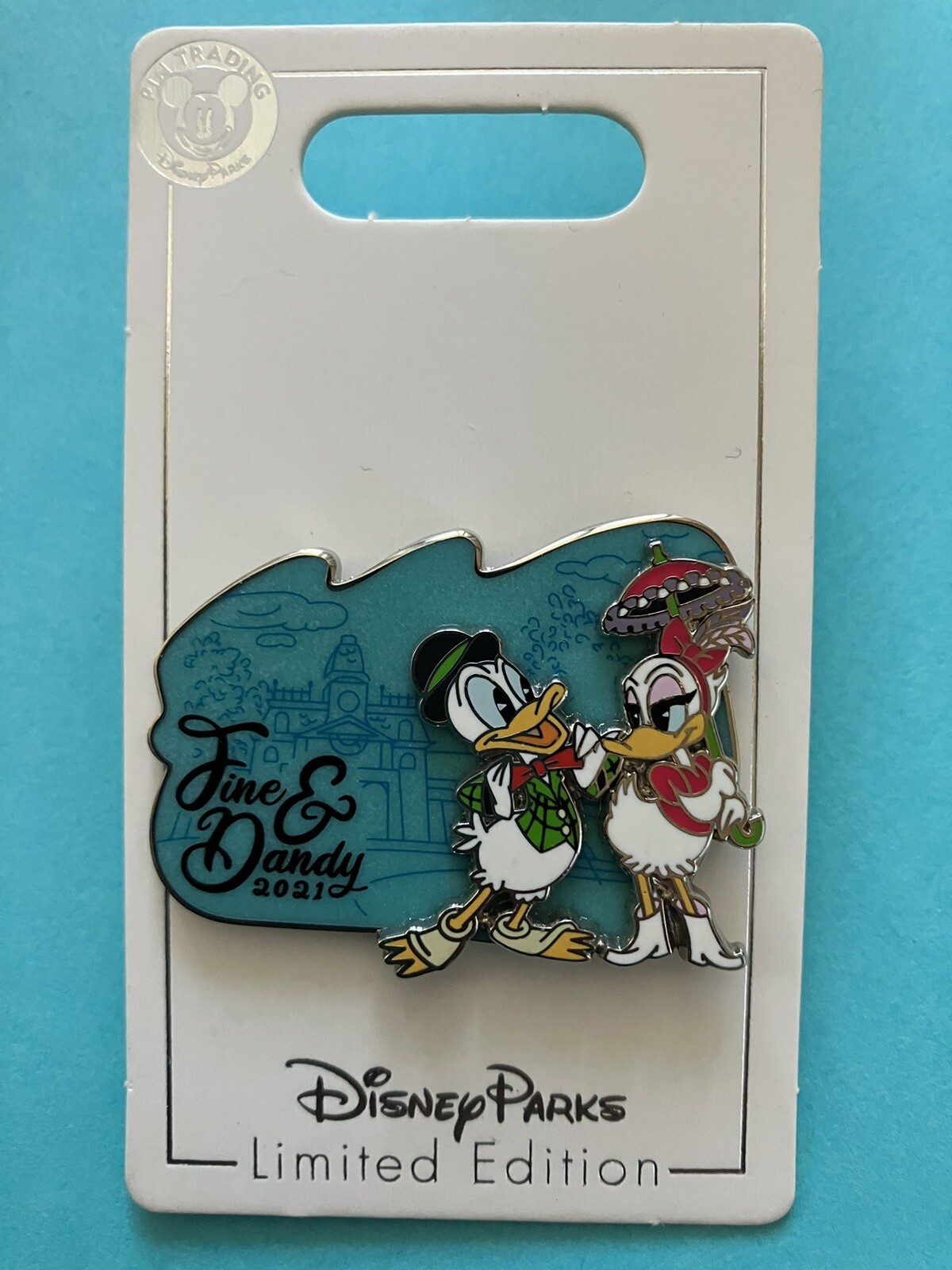 Disney Parks Holidays Fine & Dandy Dapper Day Daisy Donald Pin LE Brand New