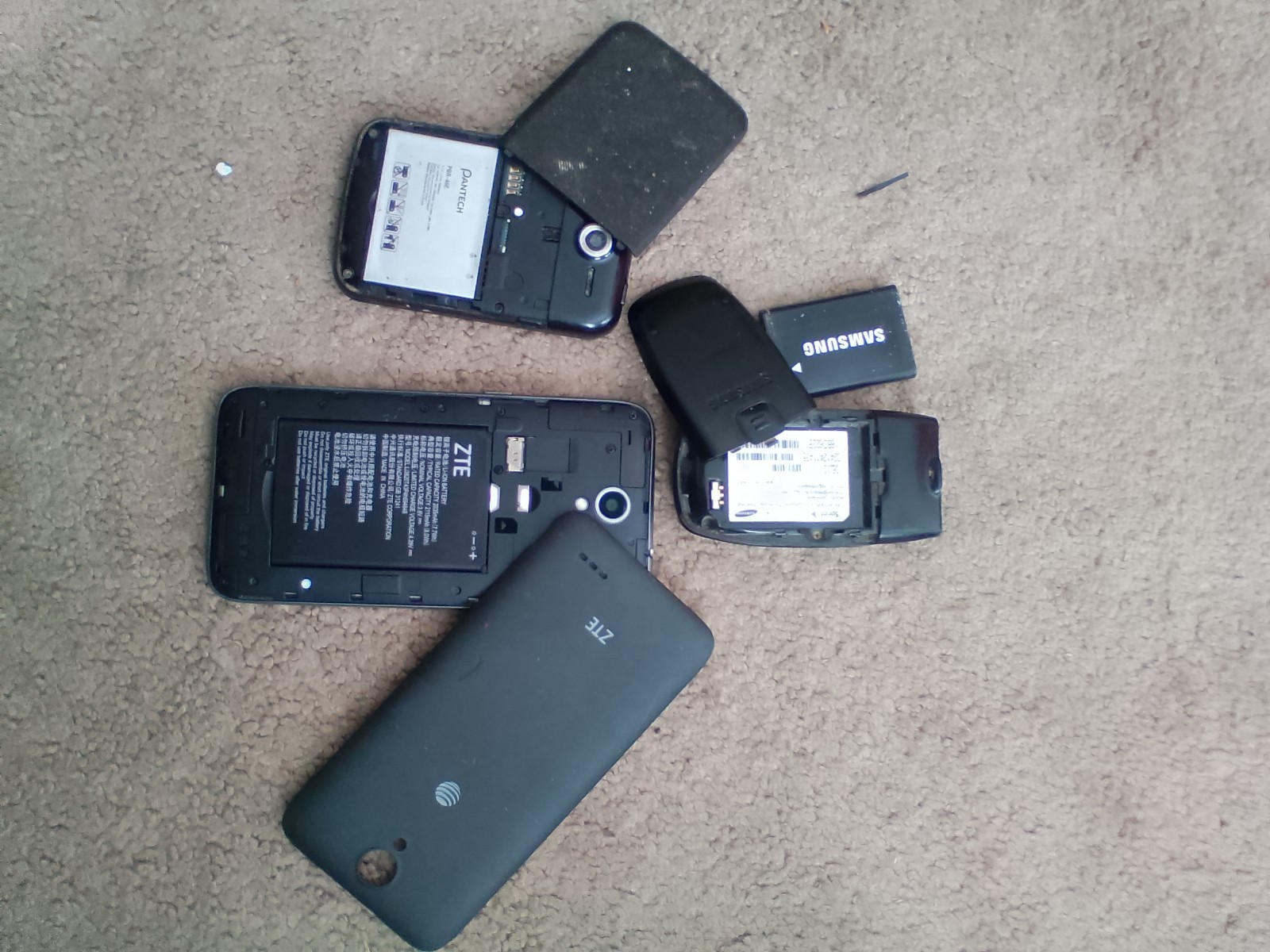 Vintage Lot Of 3 Old Phones