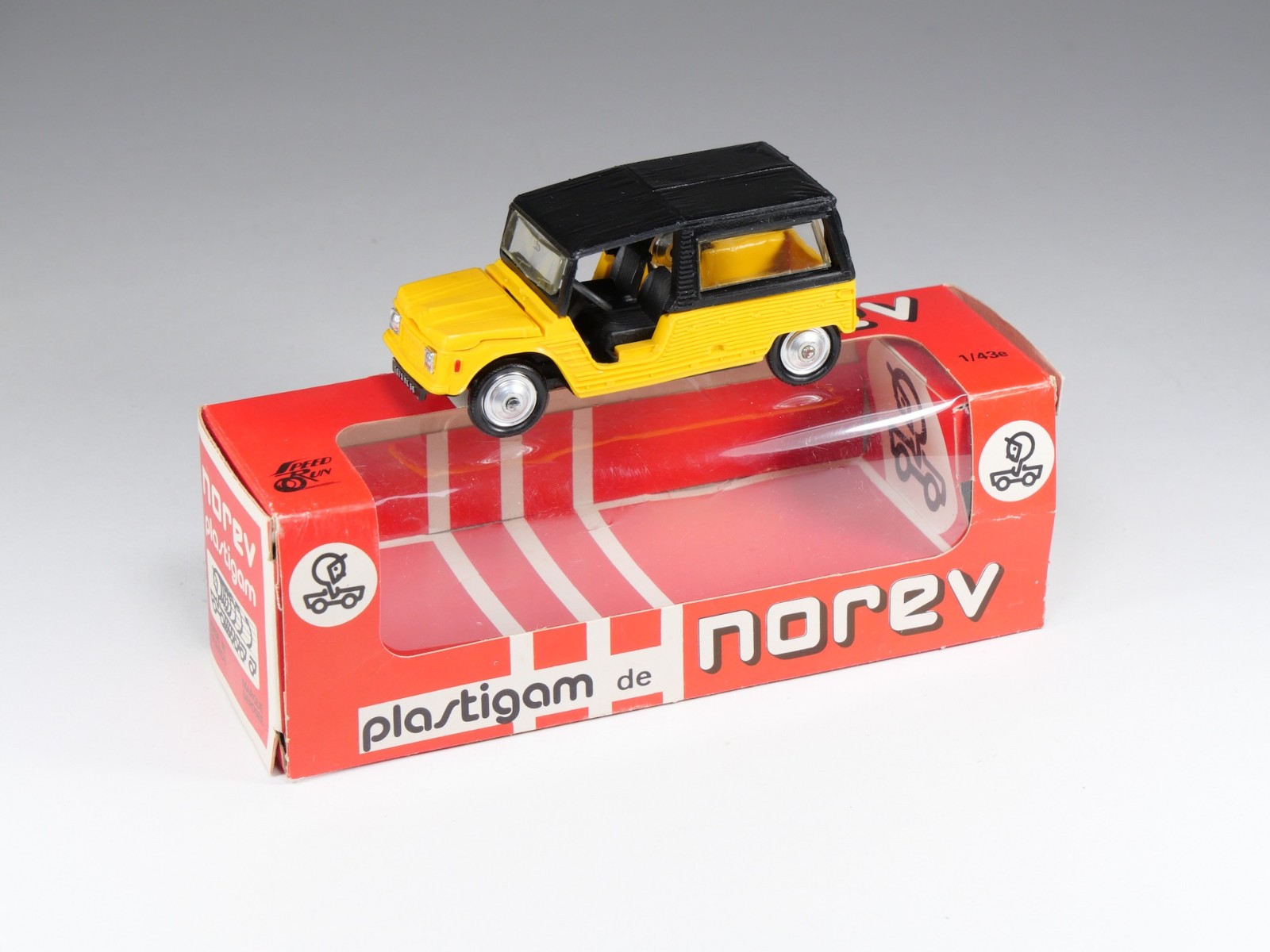 NOREV - 137 - Citroen Mehari - Golden Yellow - In Box