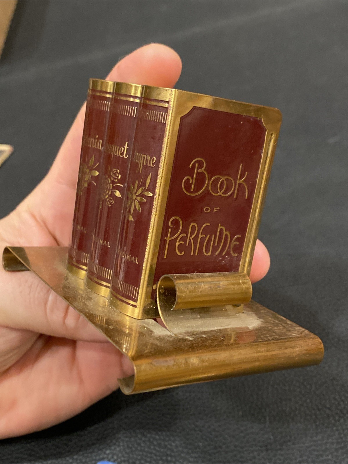 Vtg RED BURGUNDY MAROON Cardinal Book Of Perfume Brass Gardenia Bouquet Chypre