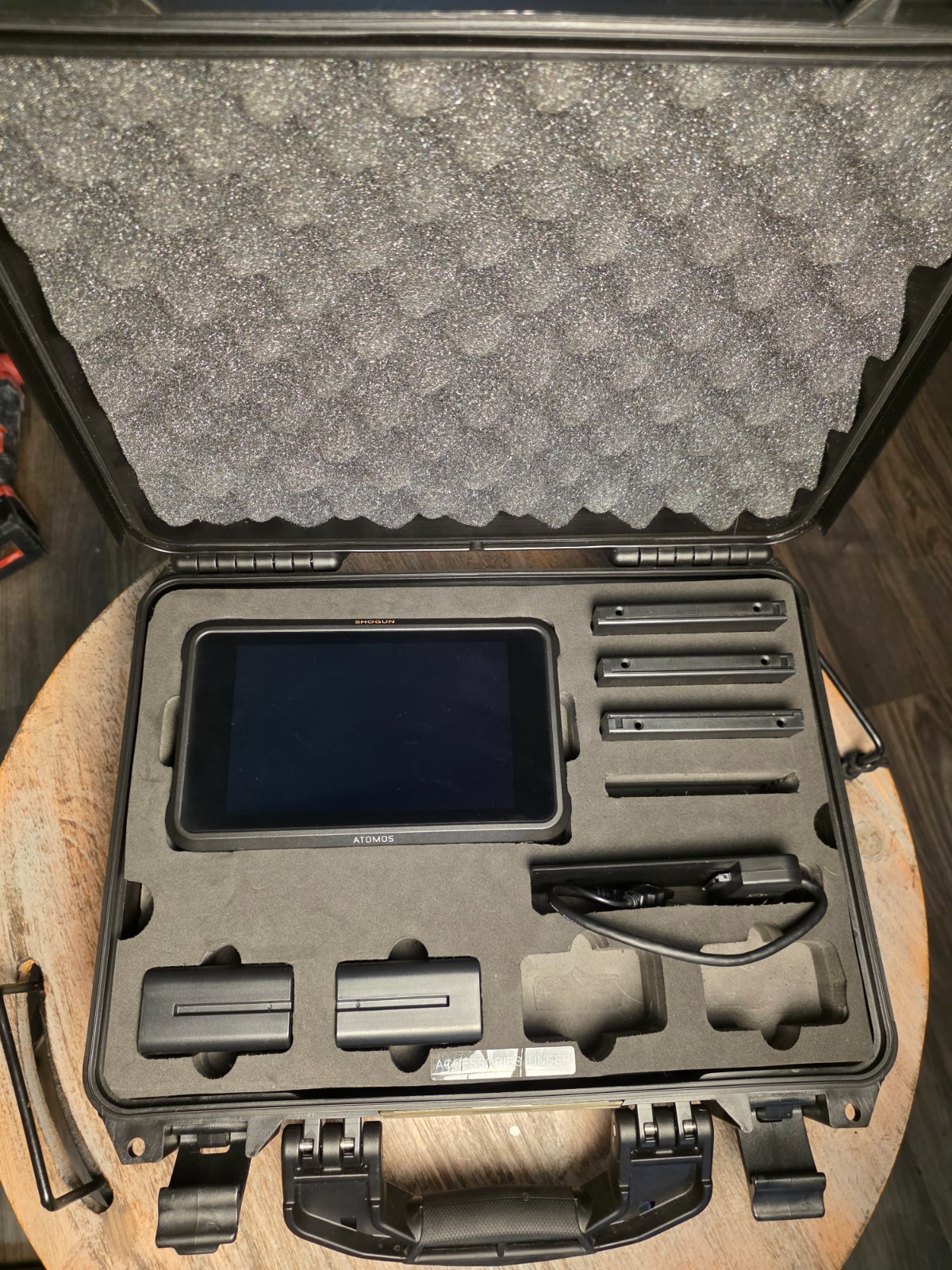 Atomos Shogun 7″ 4K HDR Monitor-Recorder Kit with Case and Accessories