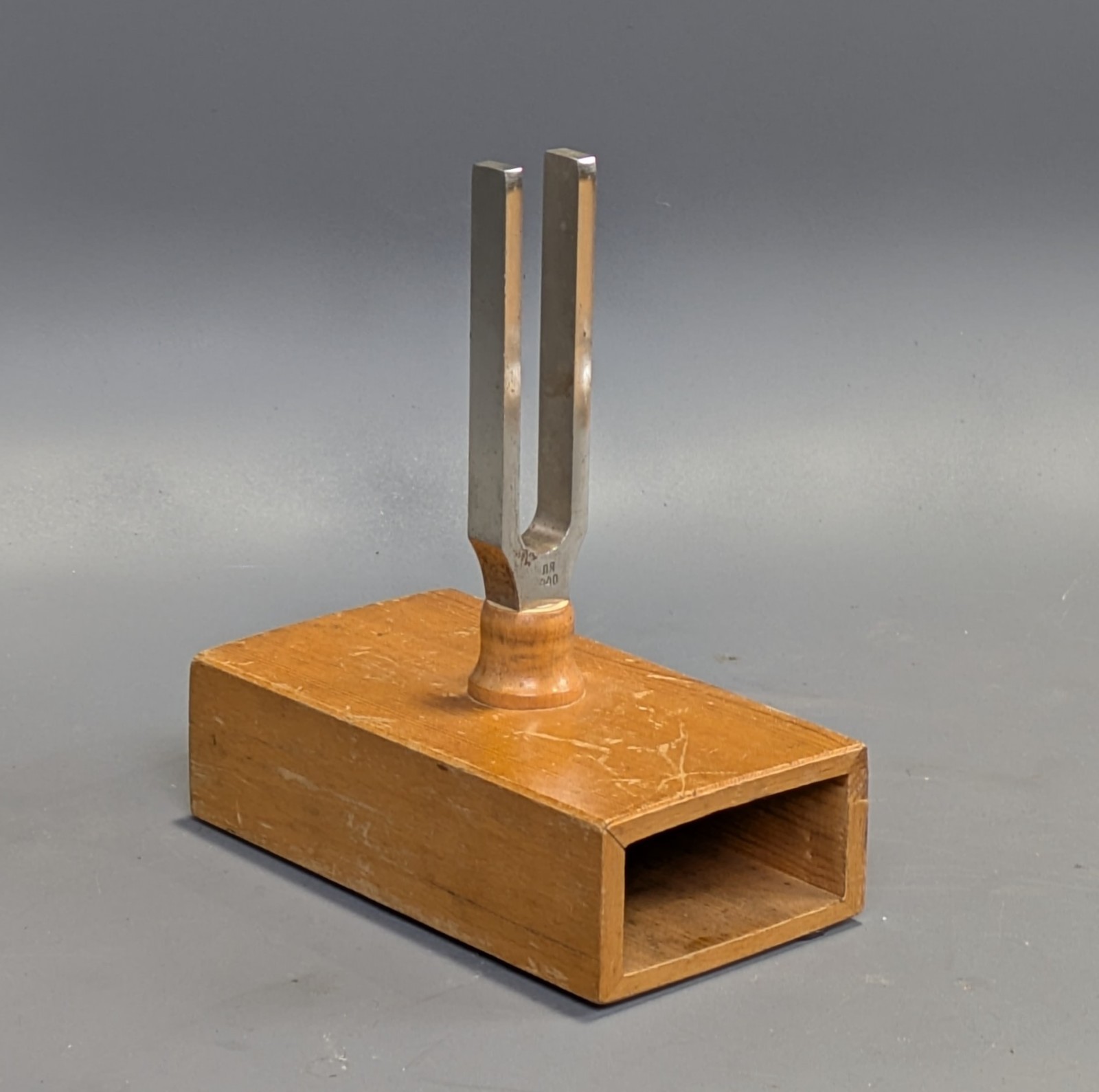 Antique Physics Tuning Fork And Resonator 440 ZIP Makers Mark - Copy Of Max Kohl