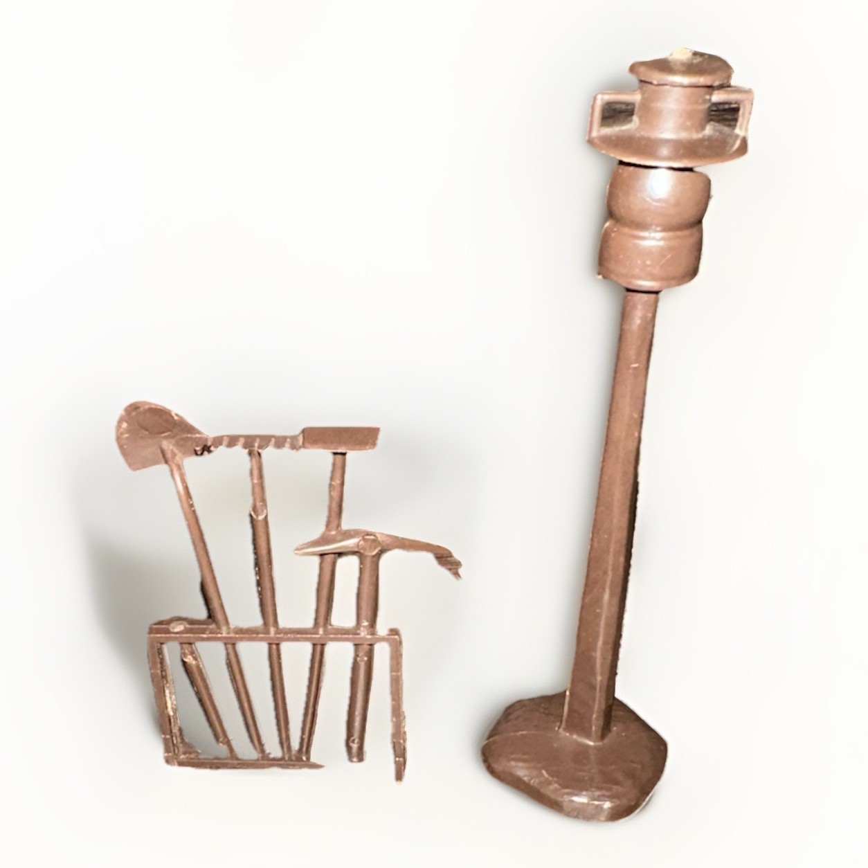 Vintage 1950s Marx Roy Rodgers Tin Town Western Accessories Lamppost Tools Only