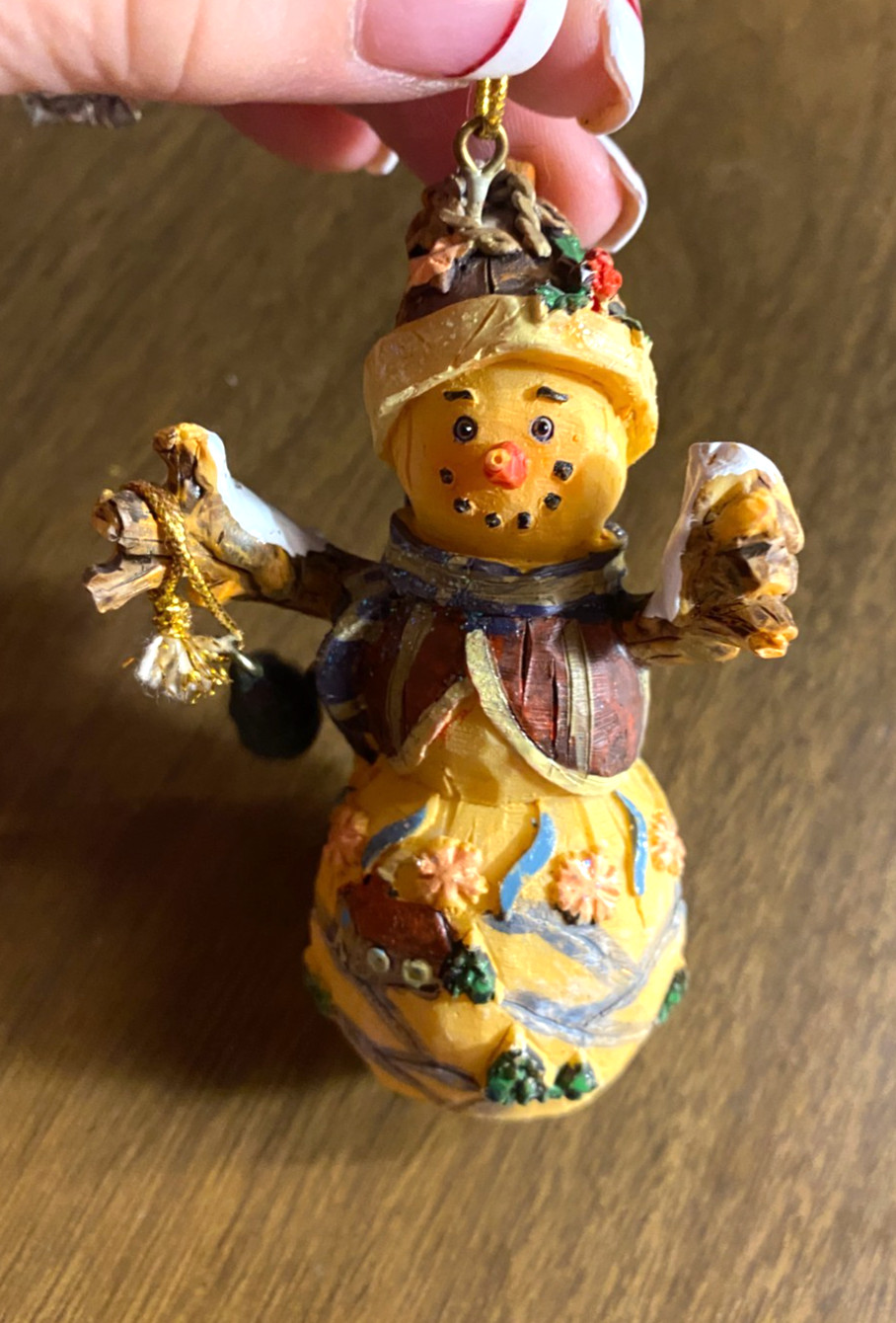 Resin Country Snowman w Dangle Tree Christmas Ornament 3 1/2"