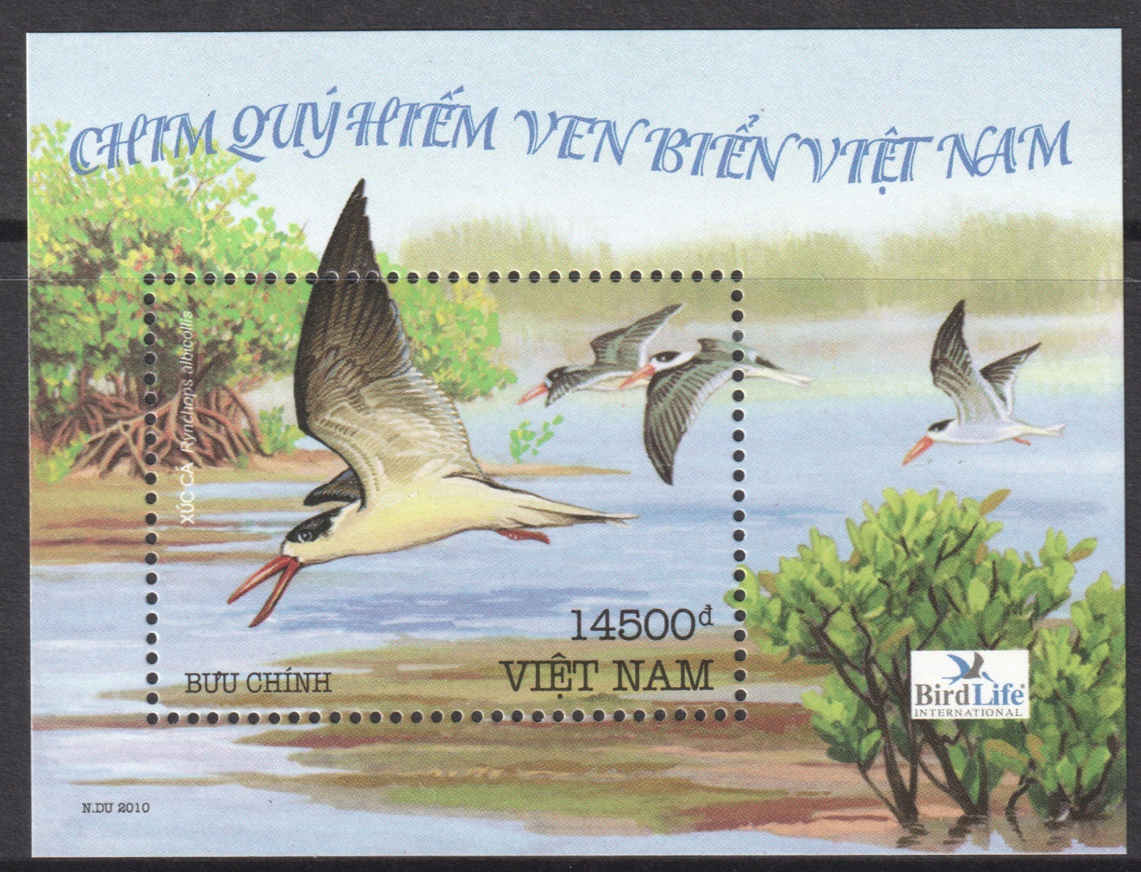VIETNAM 2010 BIRDS OF THE COAST - MINI SHEET