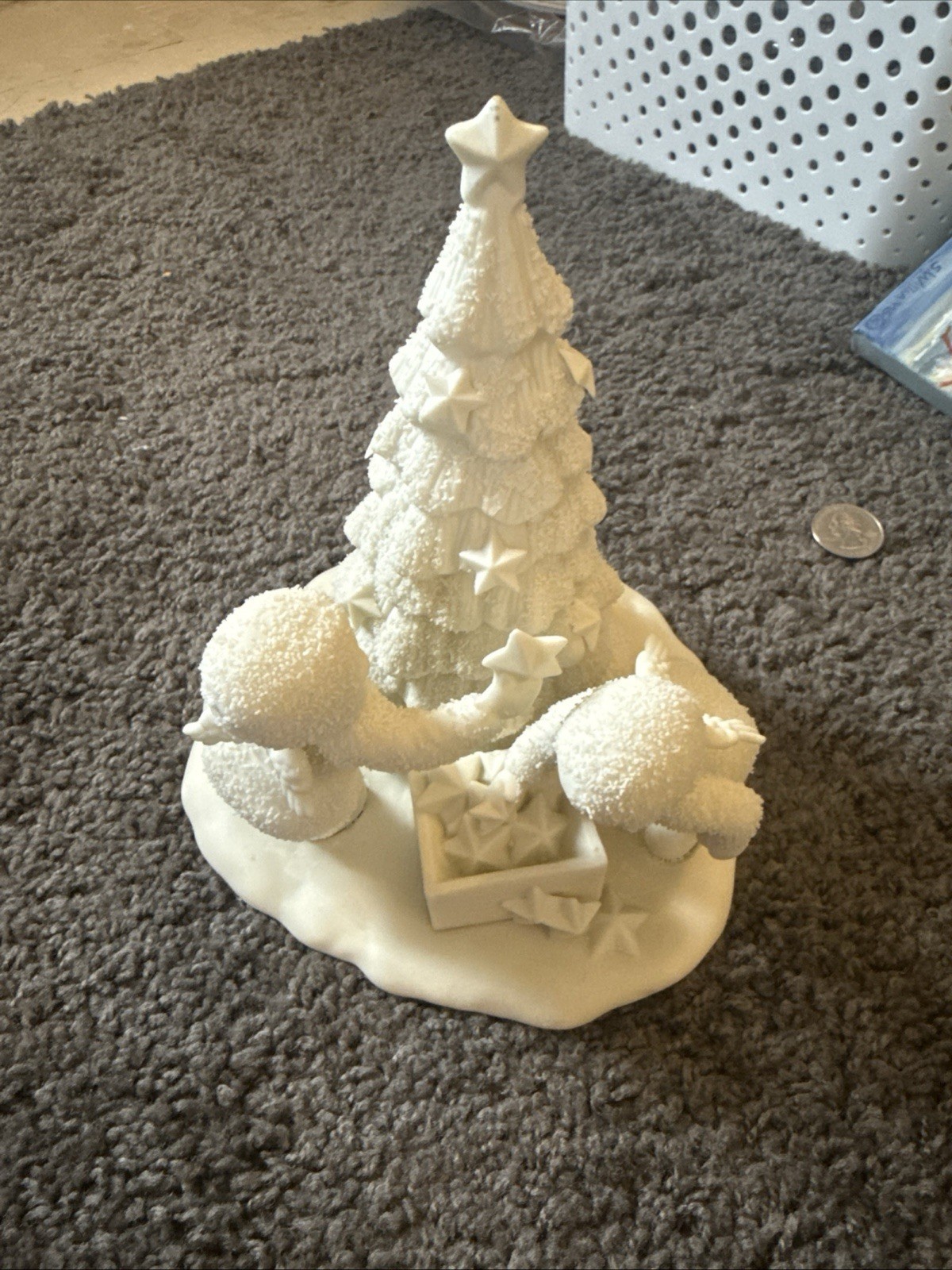 Rare Vintage Department 56 Snowbabies Figurine Decorating the Christmas Tree