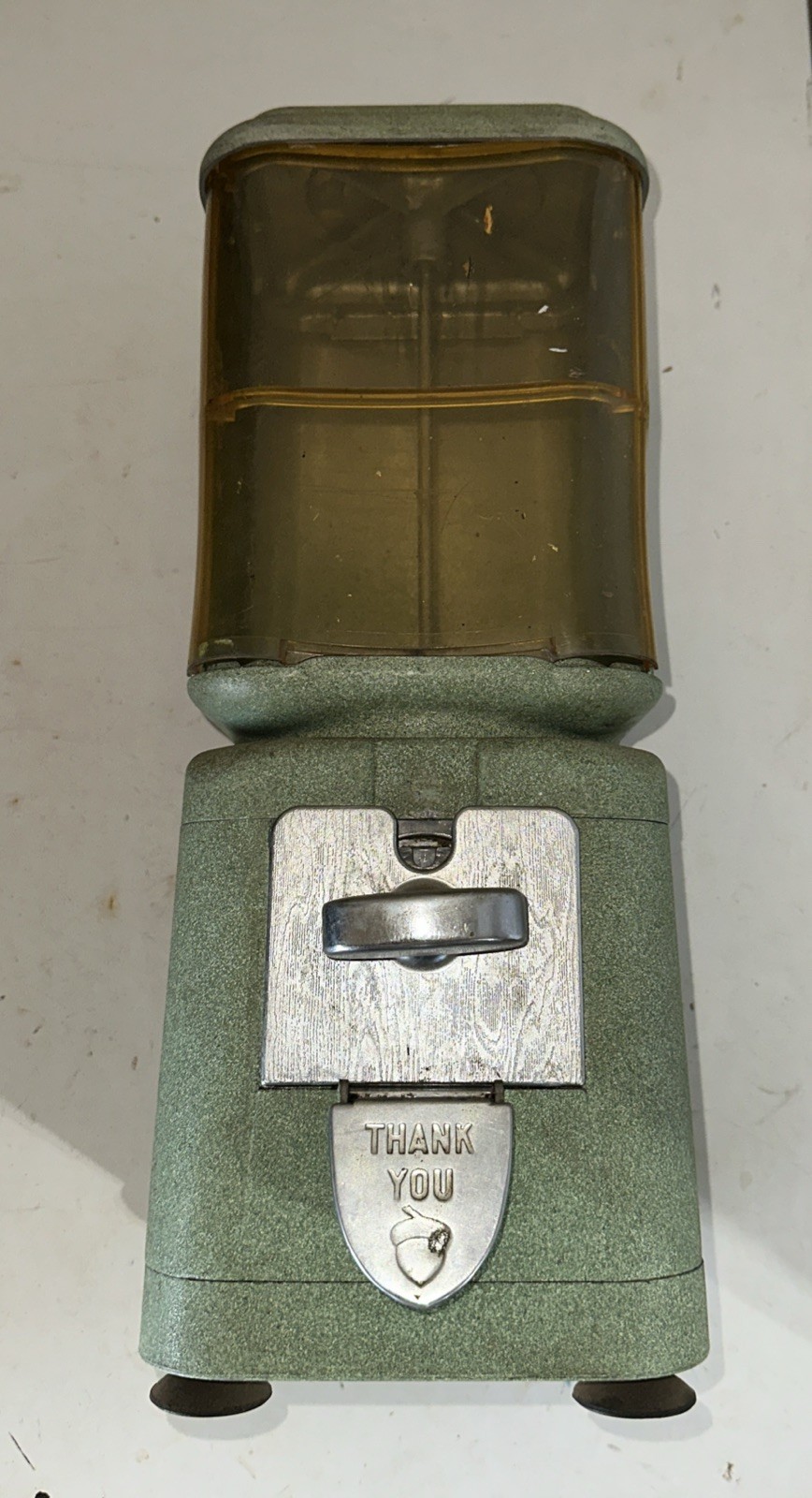 VINTAGE COIN OPERATED OAK MFG CO VENDING MACHINE - ONE CENT