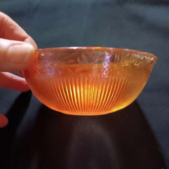 Vtg. Imperial Glass Iridiscent Marigold Carnival Glass 4" Dessert Dish