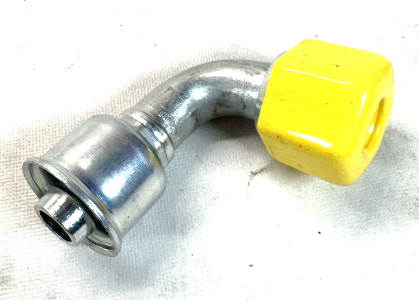 Parker 15T26-12-12 Crimp Style Hydraulic Hose Fitting 26 Series Elbow 90°