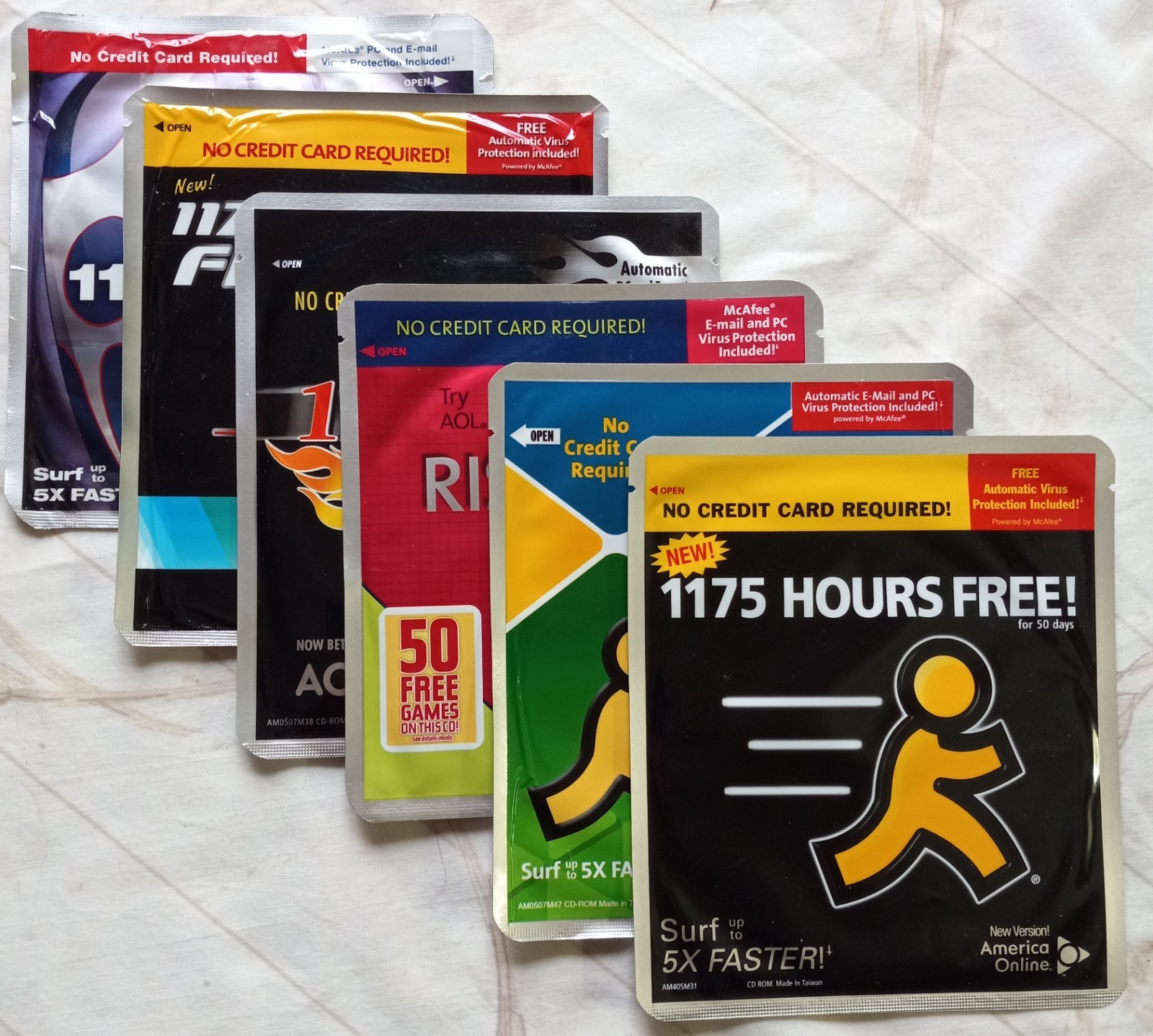 AOL disc, internet access, setup disk, 6 discs, 1175 hrs., 50 days, 90 days.