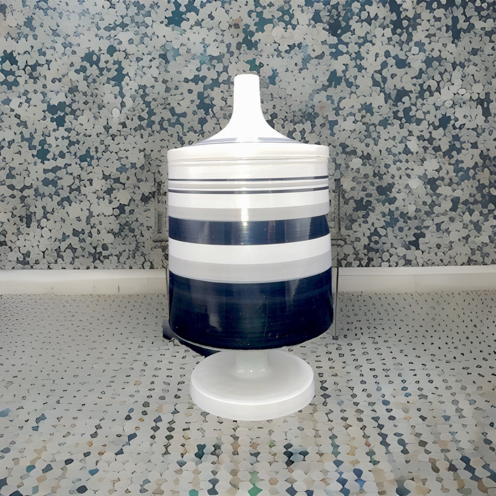 Art Deco/Retro/MCM Painted Glass Jar w/lid black/white/grey stripes EUC 