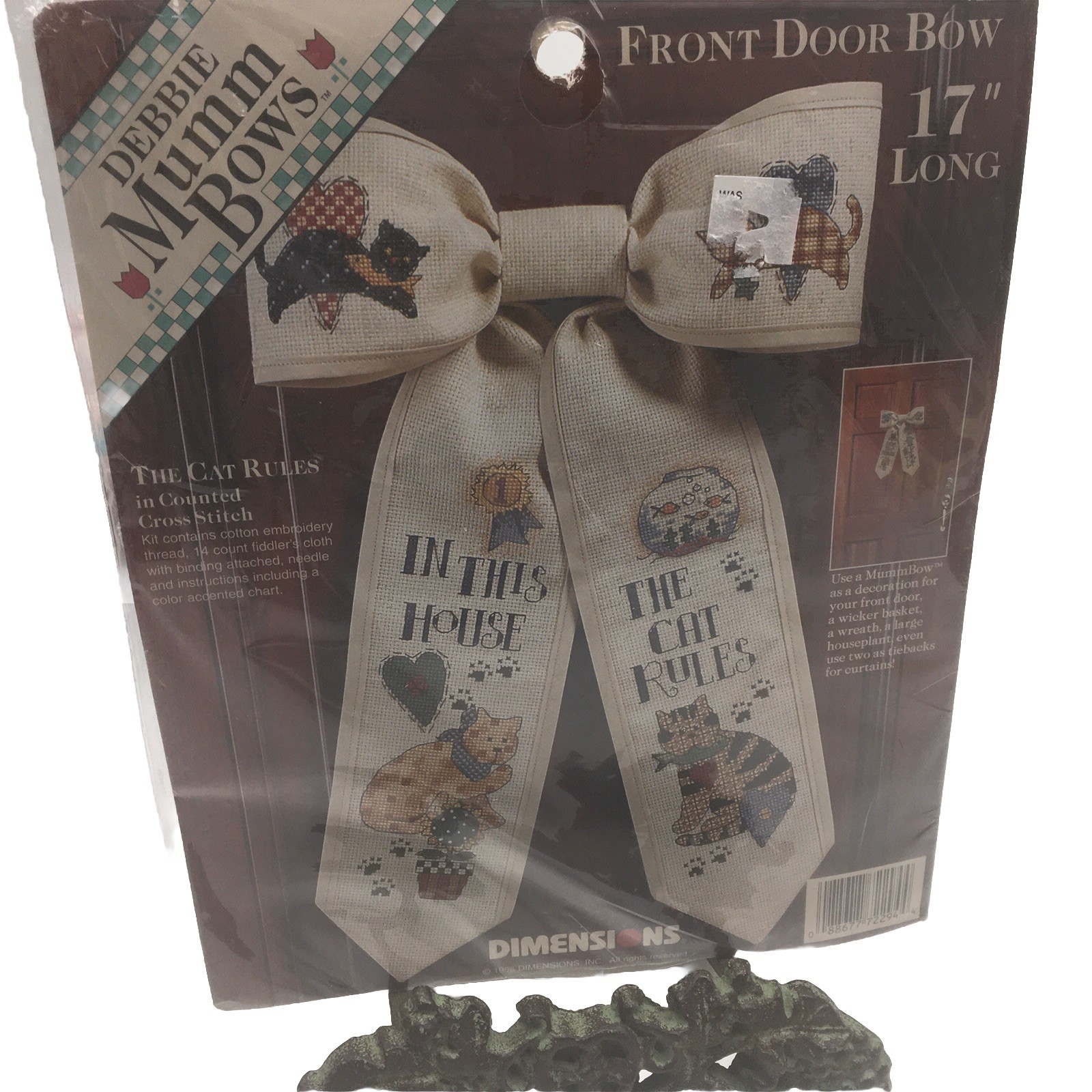 Dimensions Cats Paw Prints Hearts Calico Door Bow Vtg Cross stitch Kit OOP Mumm