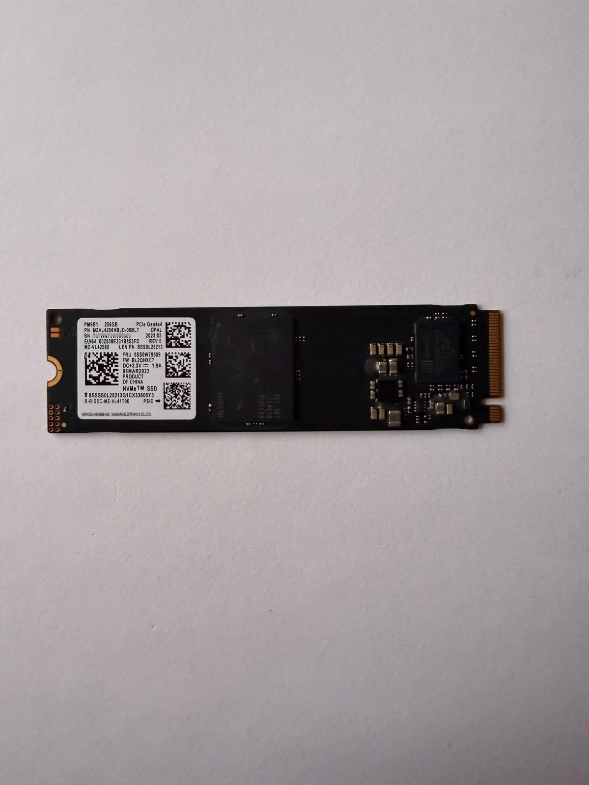 Samsung OEM 256GB PCIe Gen4x4 M.2 NVMe SSD MZVL4256HBJD-00BL7 (OPAL)