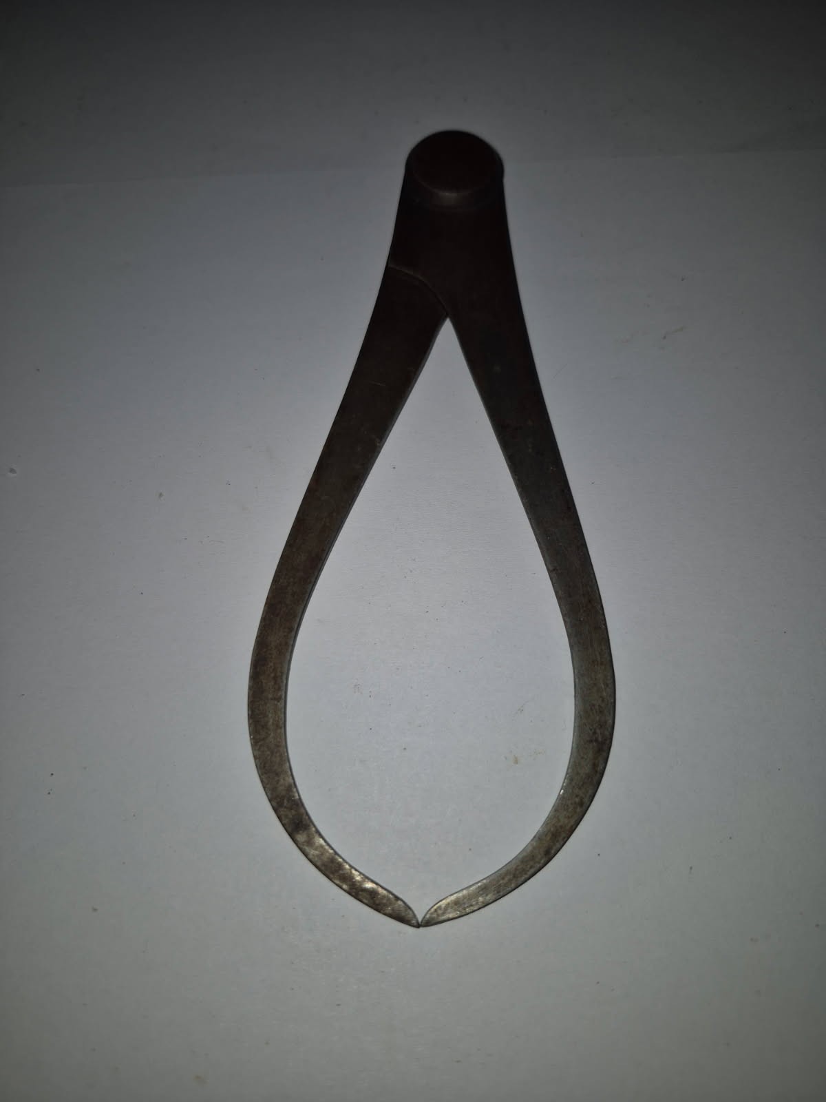Vintage 6" Outside Caliper - Manufacturer Unknown EE