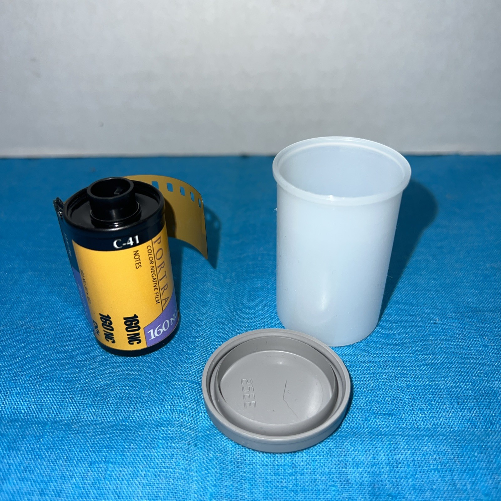 Kodak Portra 160NC 35mm Color Negative Film ISO 160 36 EXP Frozen Expired