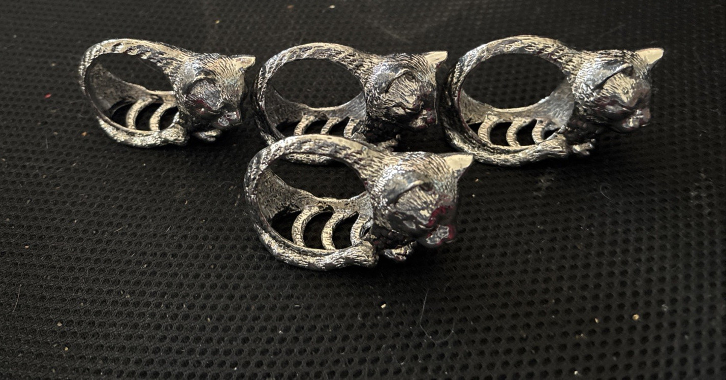 Arthur Court Napkin Holder Rings  Aluminum Sleeping Cat Kitten Set of 4 NWB VTG