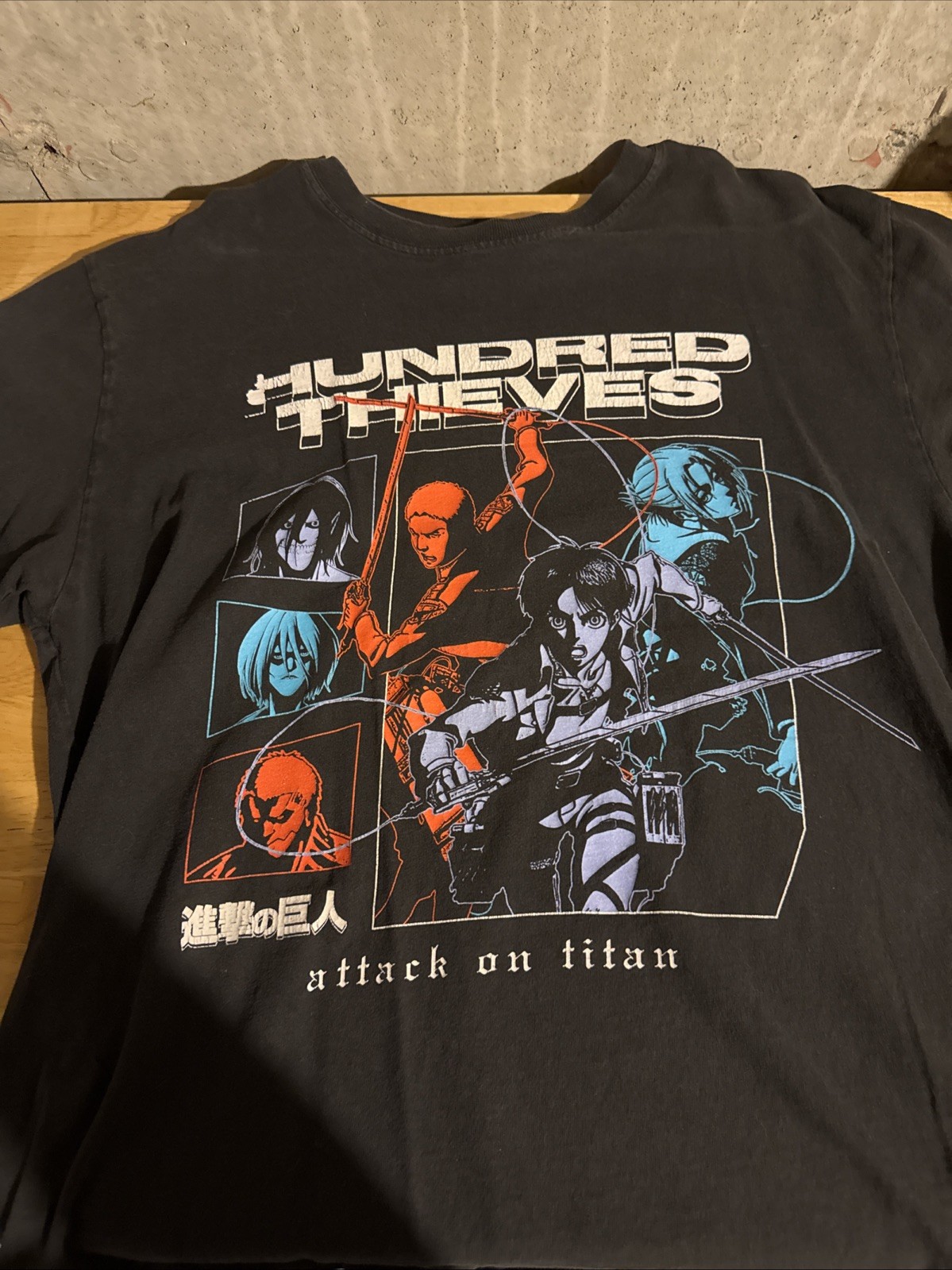 100 Thieves Attack On Titan Size XL Fair Condition Black Graphic Tee Shirt