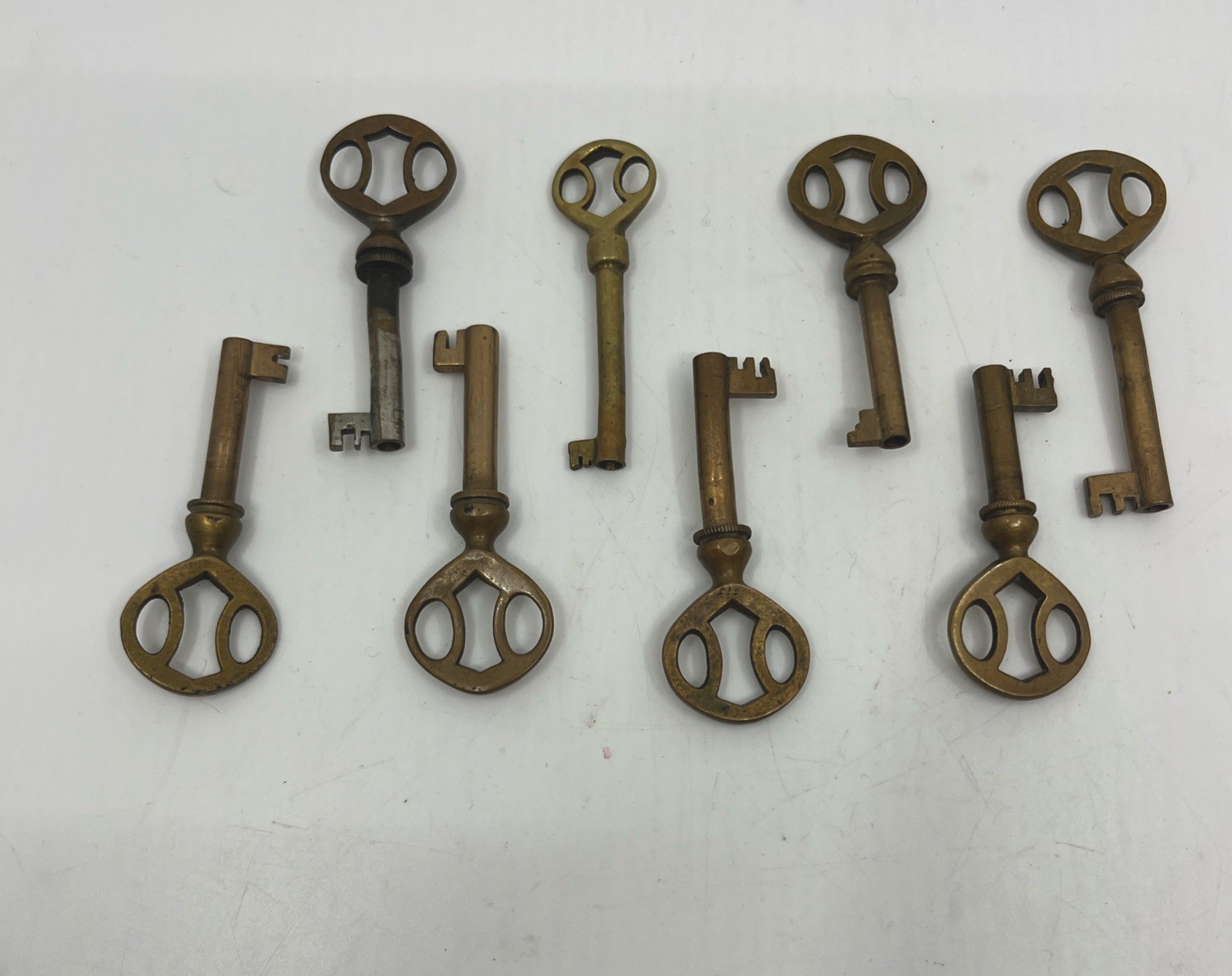 8 Antique Brass Furniture Keys Skeleton Keys Old Vintage